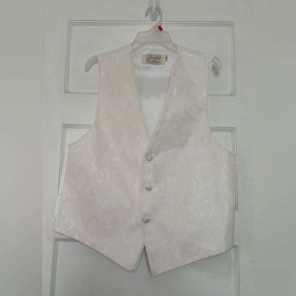 Jean Yaes Paris Pour L’ Homme (For The Man) Paisley White/Ivory Formal Tux Vest